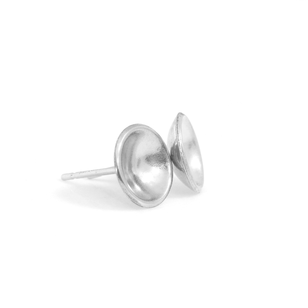 Concave Disc Stud Earrings - Barberry + Lace