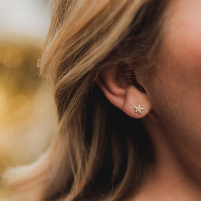 Tiny Star Stud Earrings - Barberry + Lace